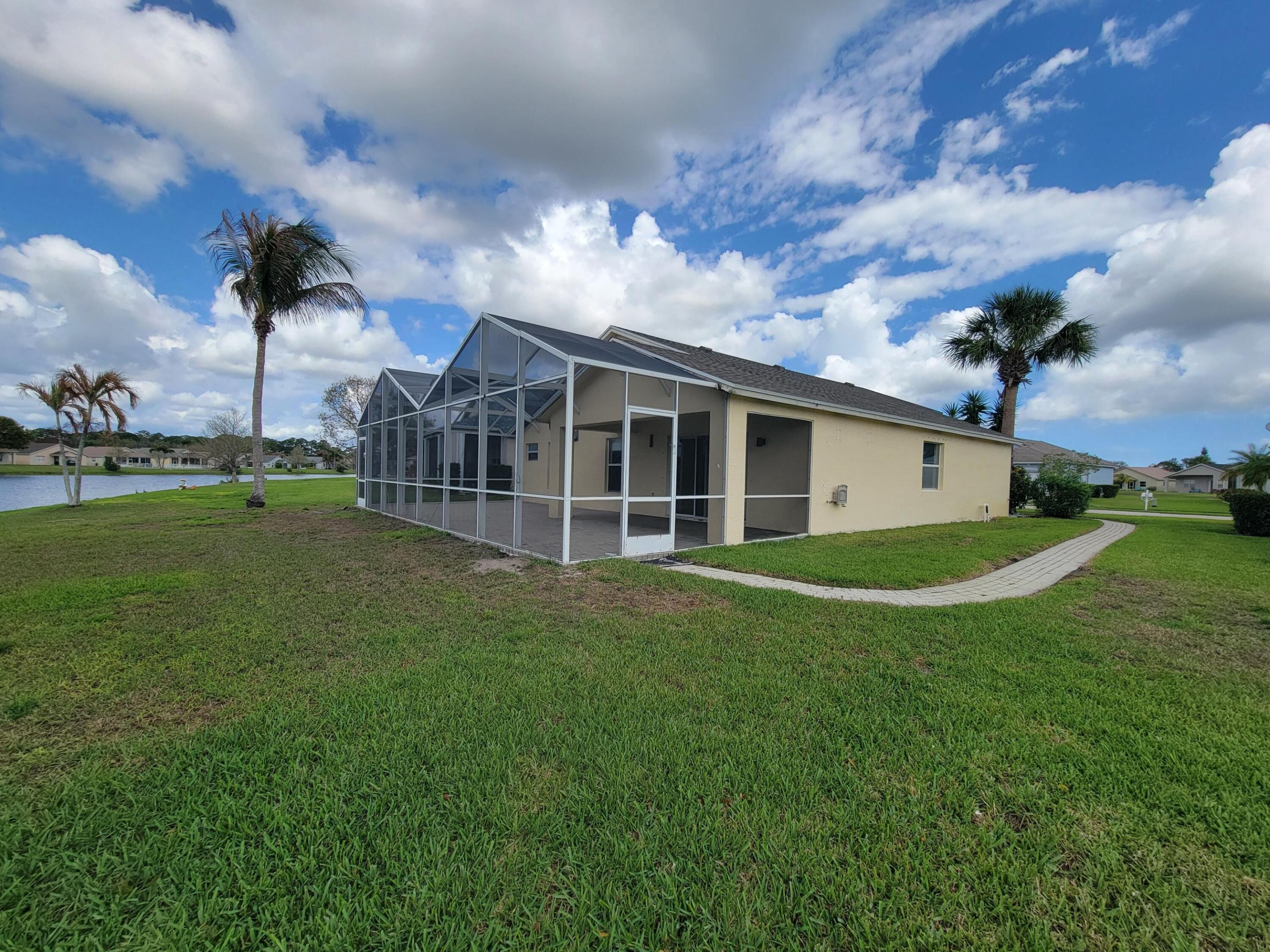 LAKE FOREST AT SLW PHASE V - Residential