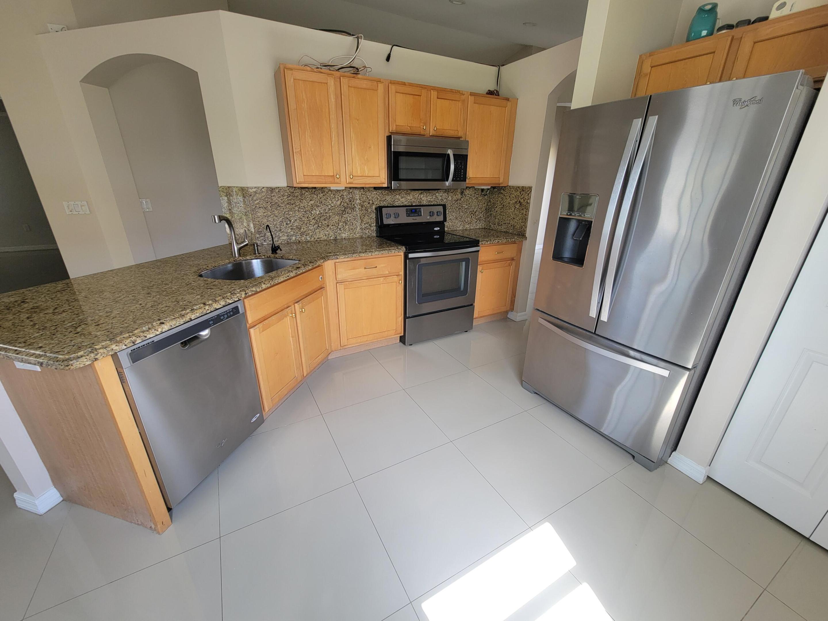 LAKE FOREST AT SLW PHASE V - Residential