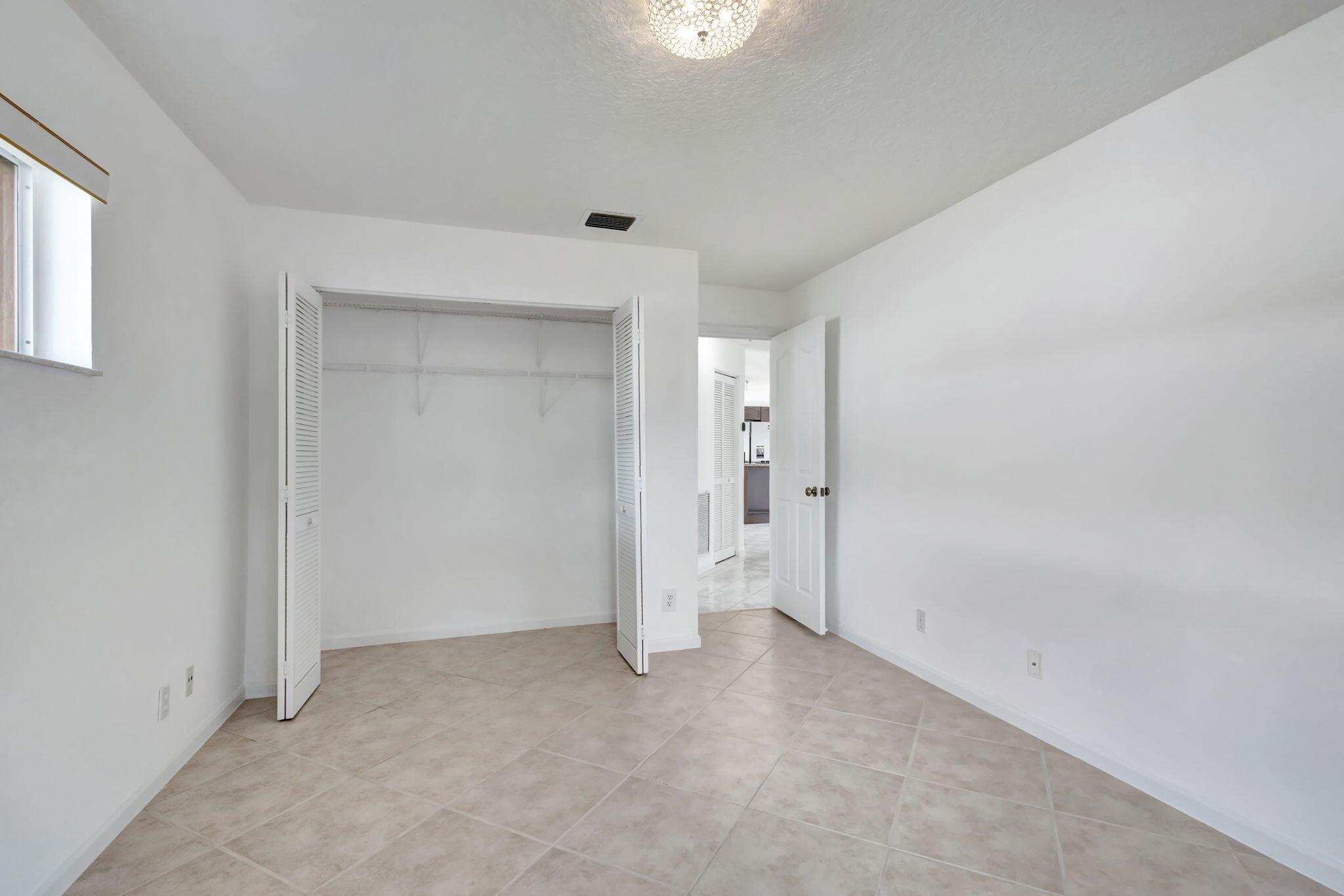 RIVER BRIDGE 2 - Residential Lease