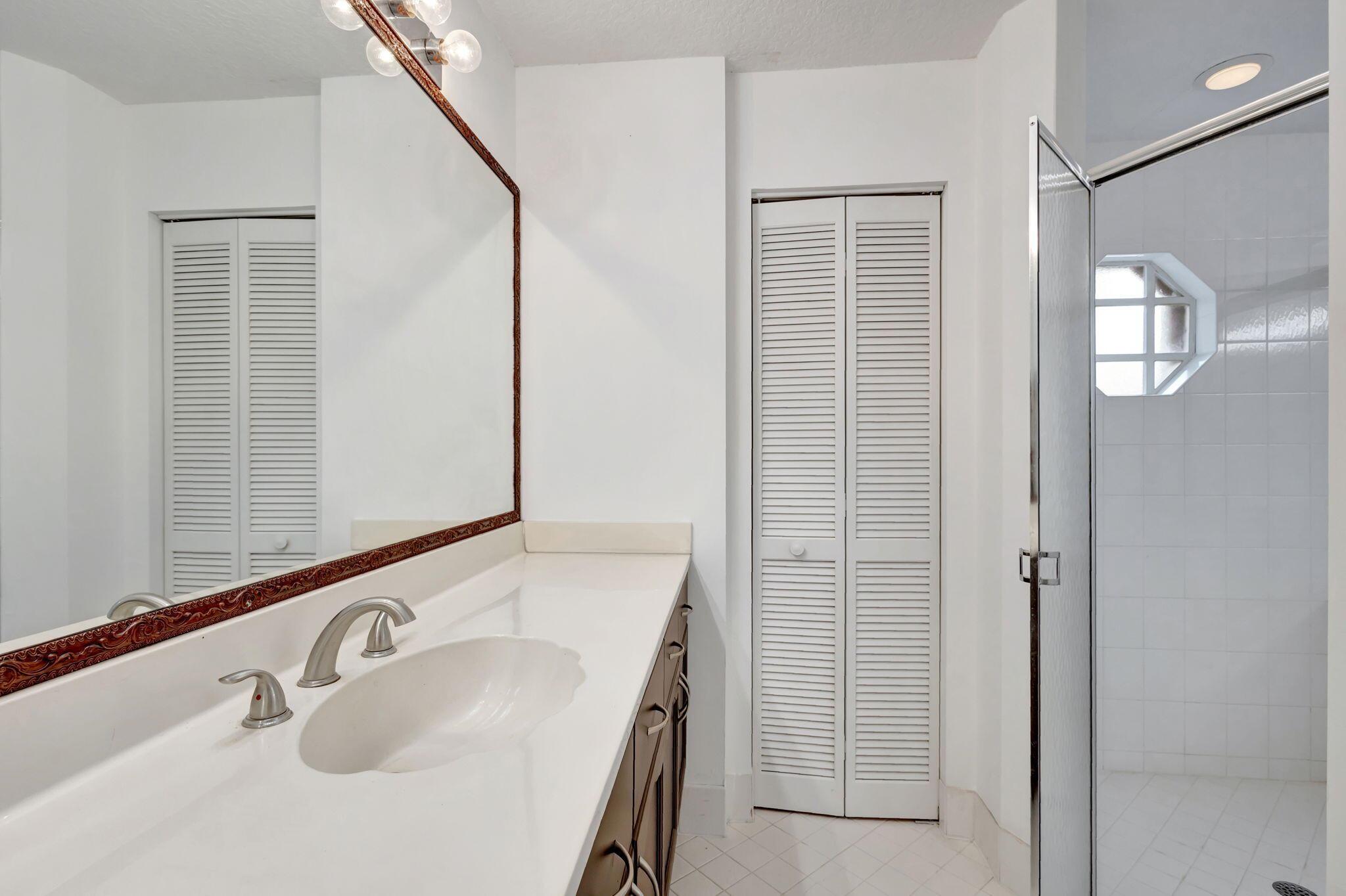 RIVER BRIDGE 2 - Residential Lease