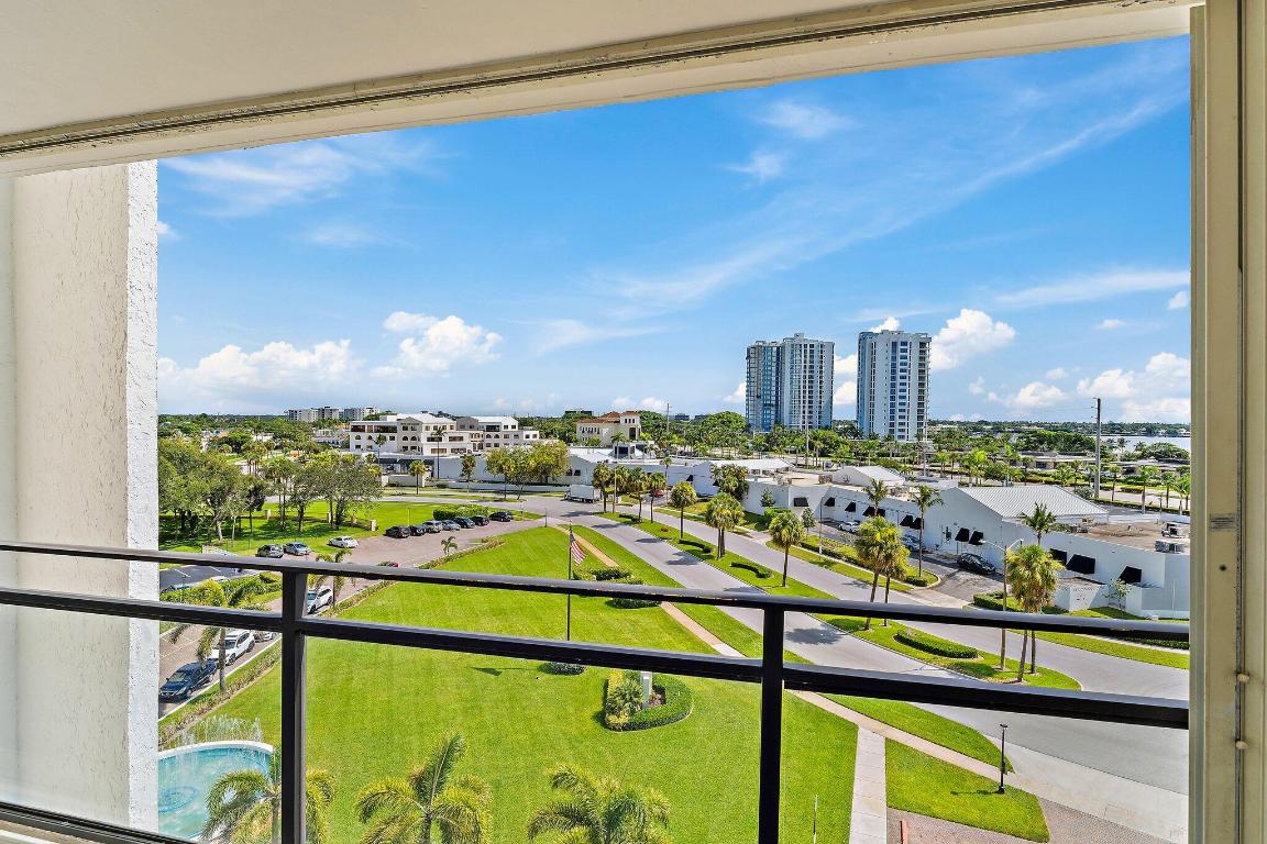 GEMINI CONDO - Residential