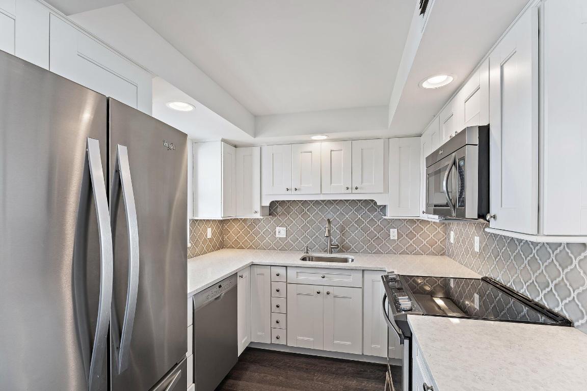 GEMINI CONDO - Residential