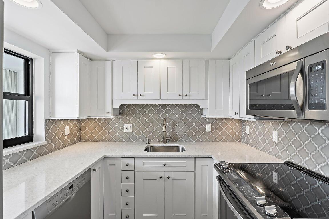 GEMINI CONDO - Residential