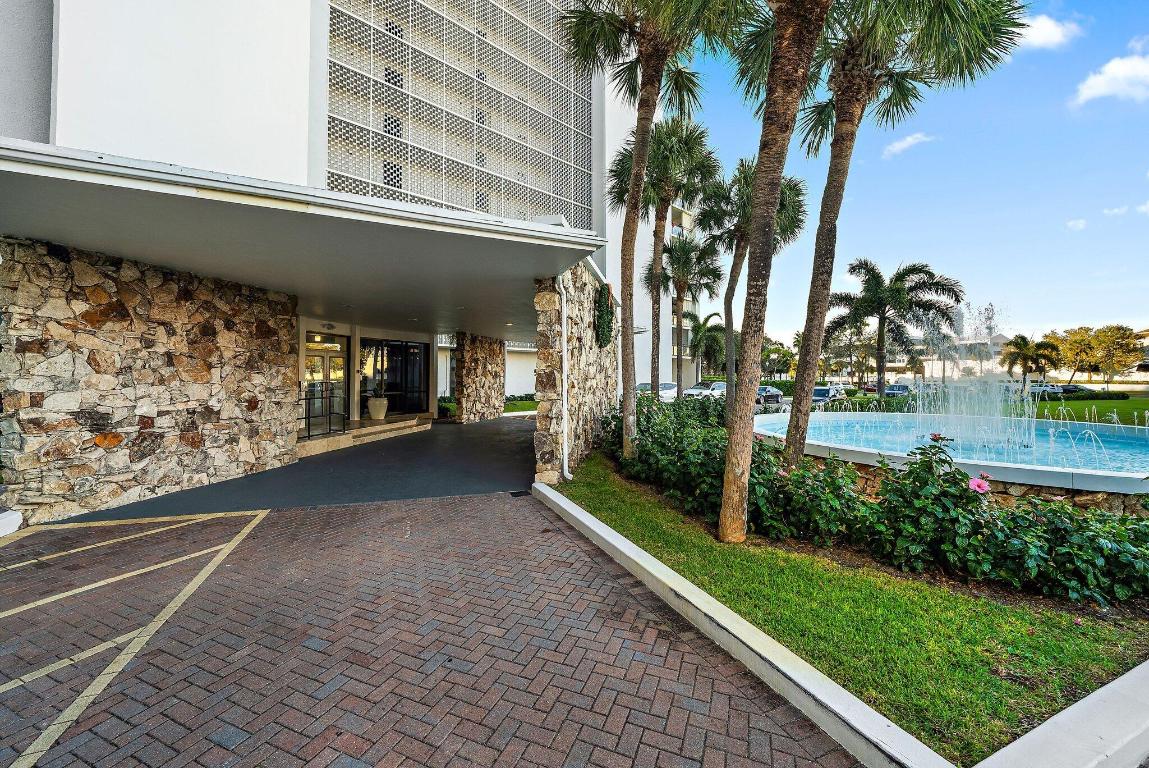 GEMINI CONDO - Residential