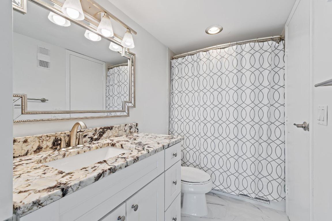 GEMINI CONDO - Residential