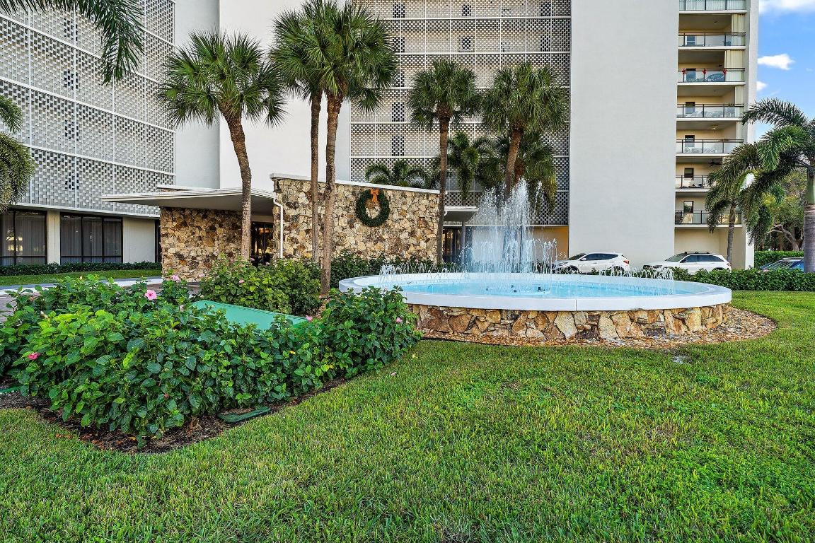 GEMINI CONDO - Residential