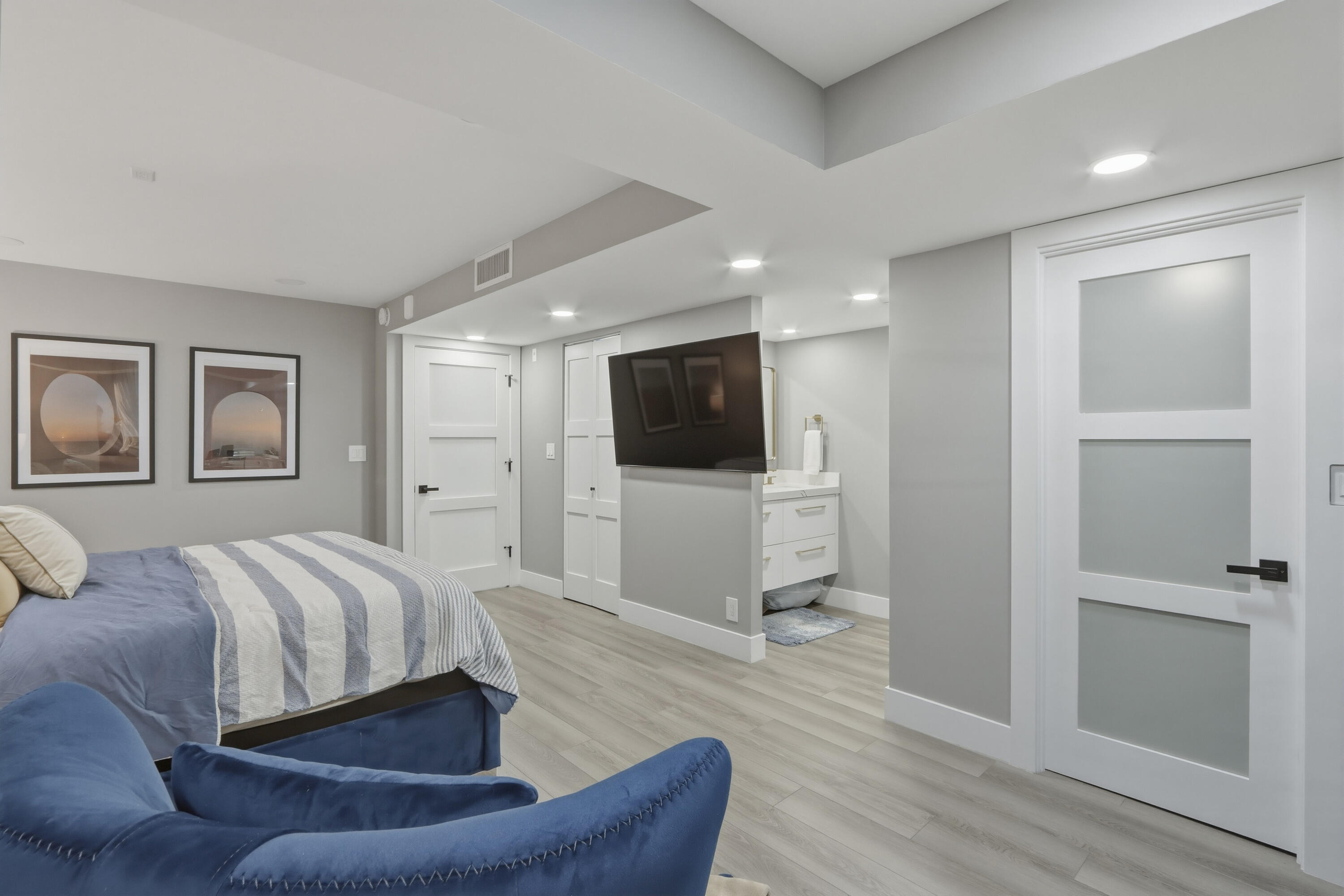 MAISON GRANDE CONDO - Residential