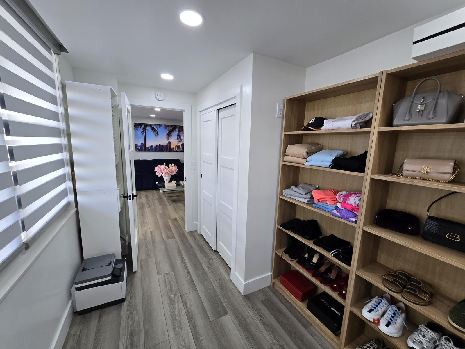 MAISON GRANDE CONDO - Residential