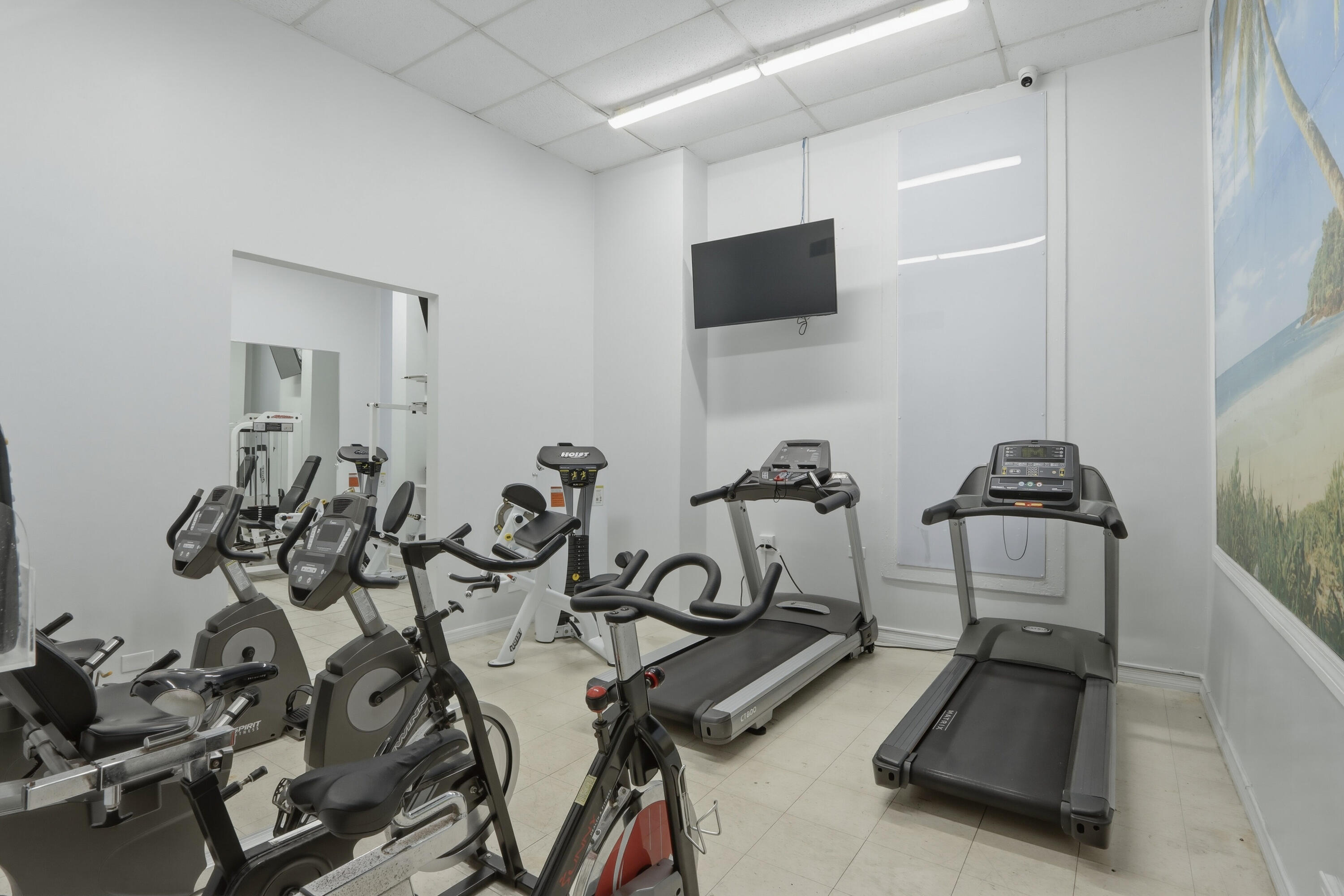 MAISON GRANDE CONDO - Residential