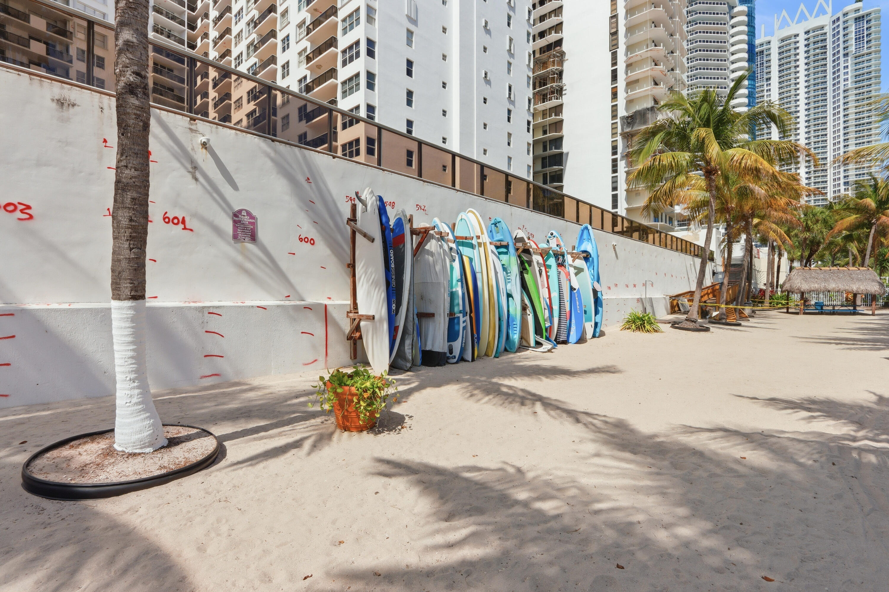 MAISON GRANDE CONDO - Residential