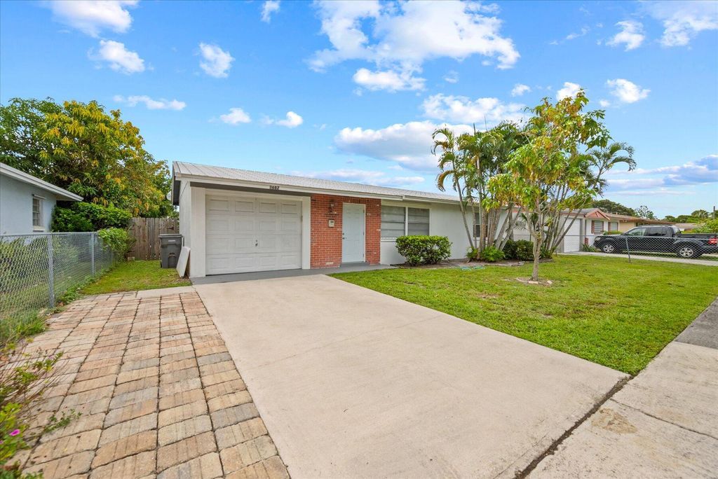 Photo of 3687 Atlantic Road, Palm Beach Gardens, FL 33410 (MLS # R11008827)