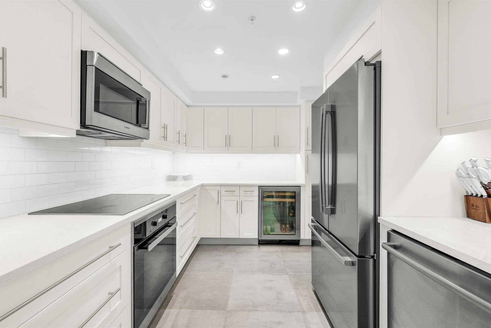 HILLSBORO OCEAN CLUB COND - Residential