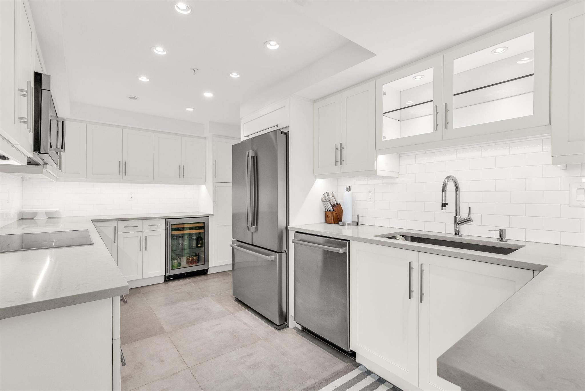 HILLSBORO OCEAN CLUB COND - Residential