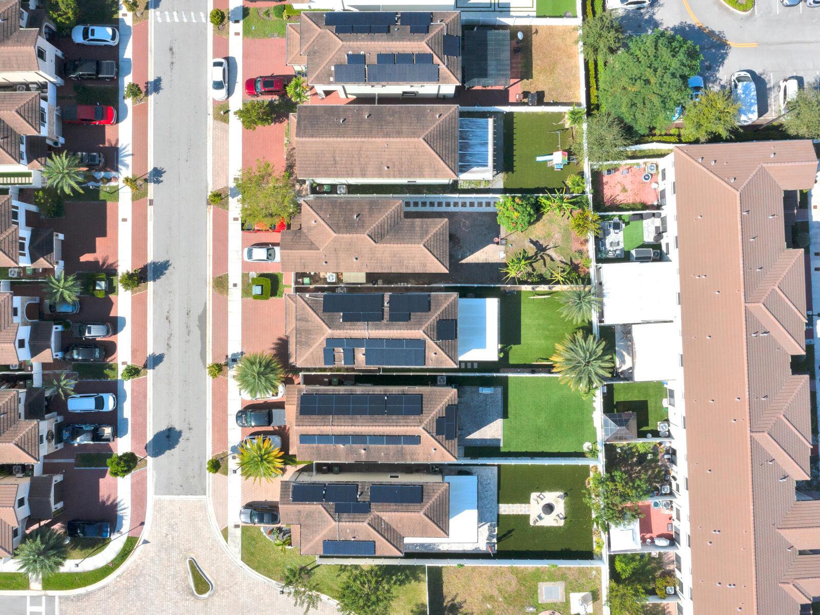 AQUABELLA NORTH - Residential