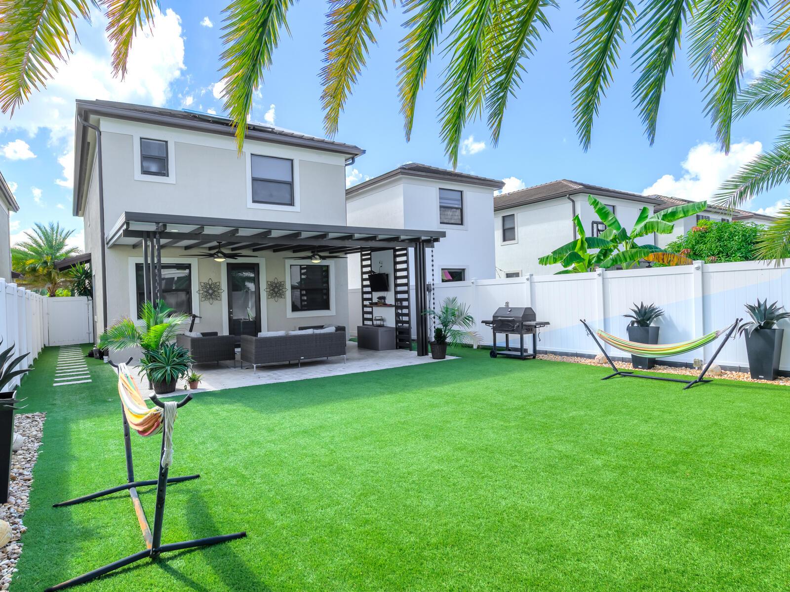 AQUABELLA NORTH - Residential