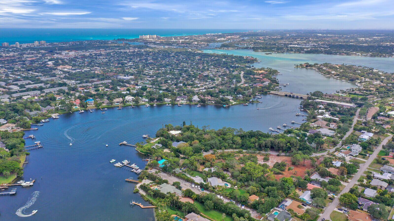 PINETREE DRIVE - Land