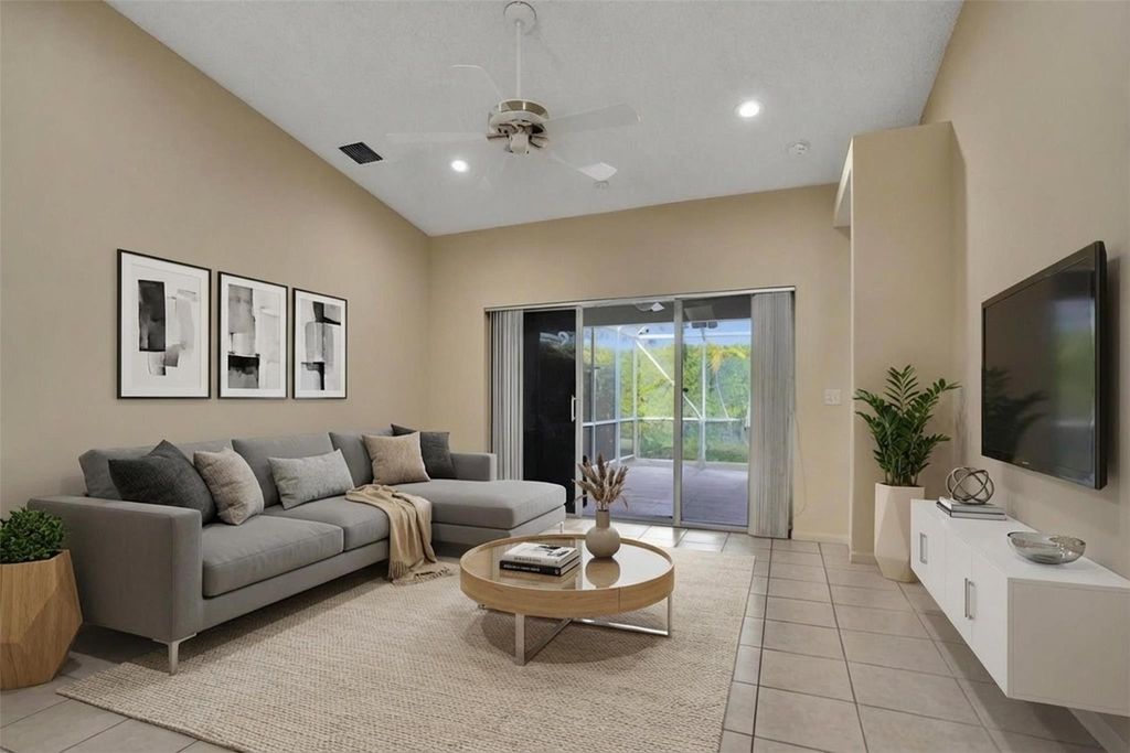 Photo of 31 Sausalito Drive, Boynton Beach, FL 33436 (MLS # F10543286)