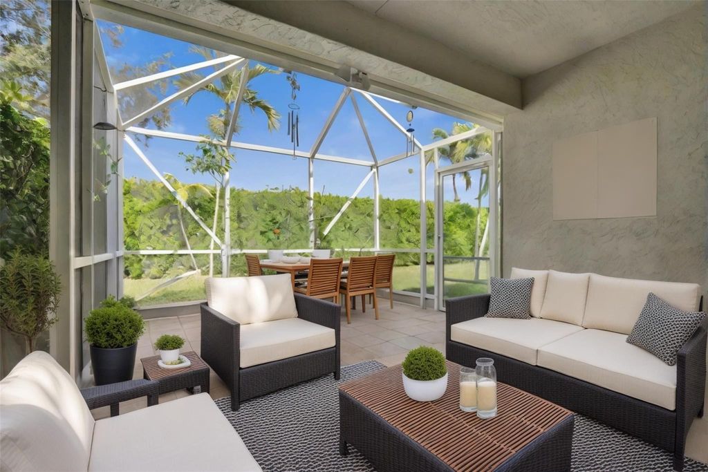 Photo of 31 Sausalito Drive, Boynton Beach, FL 33436 (MLS # F10543286)