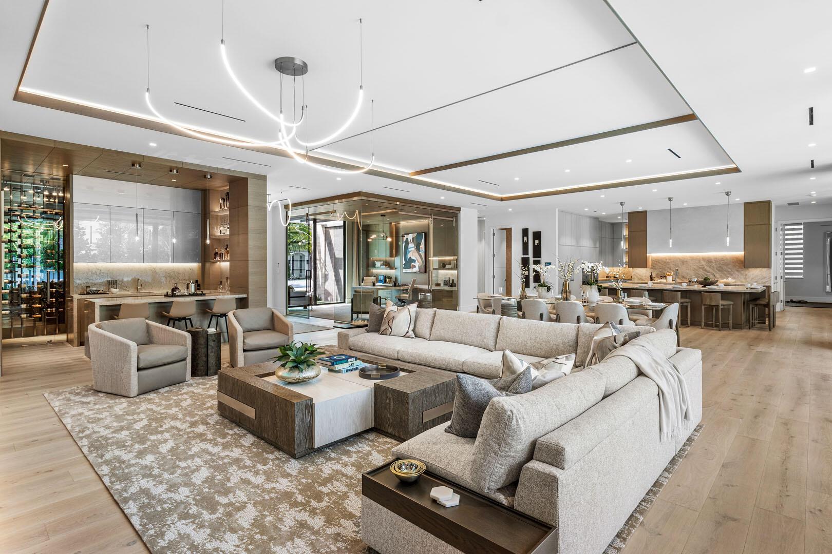 Royal Palm Yacht & Countr - Residential