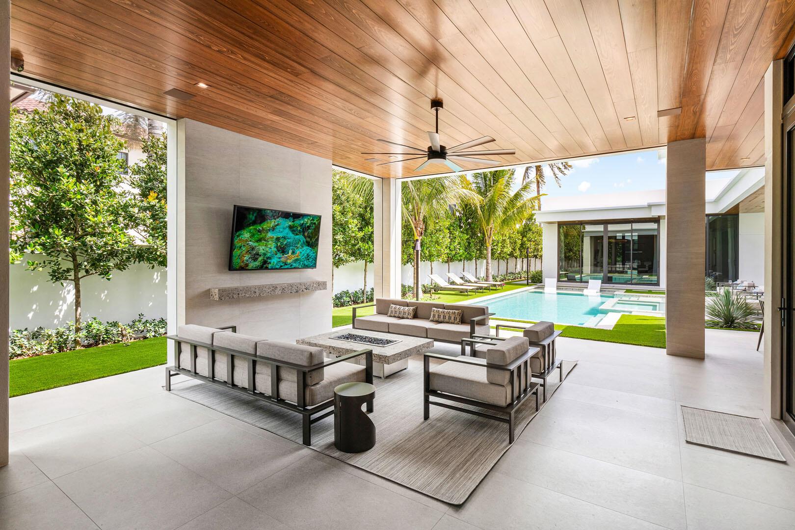 Royal Palm Yacht & Countr - Residential