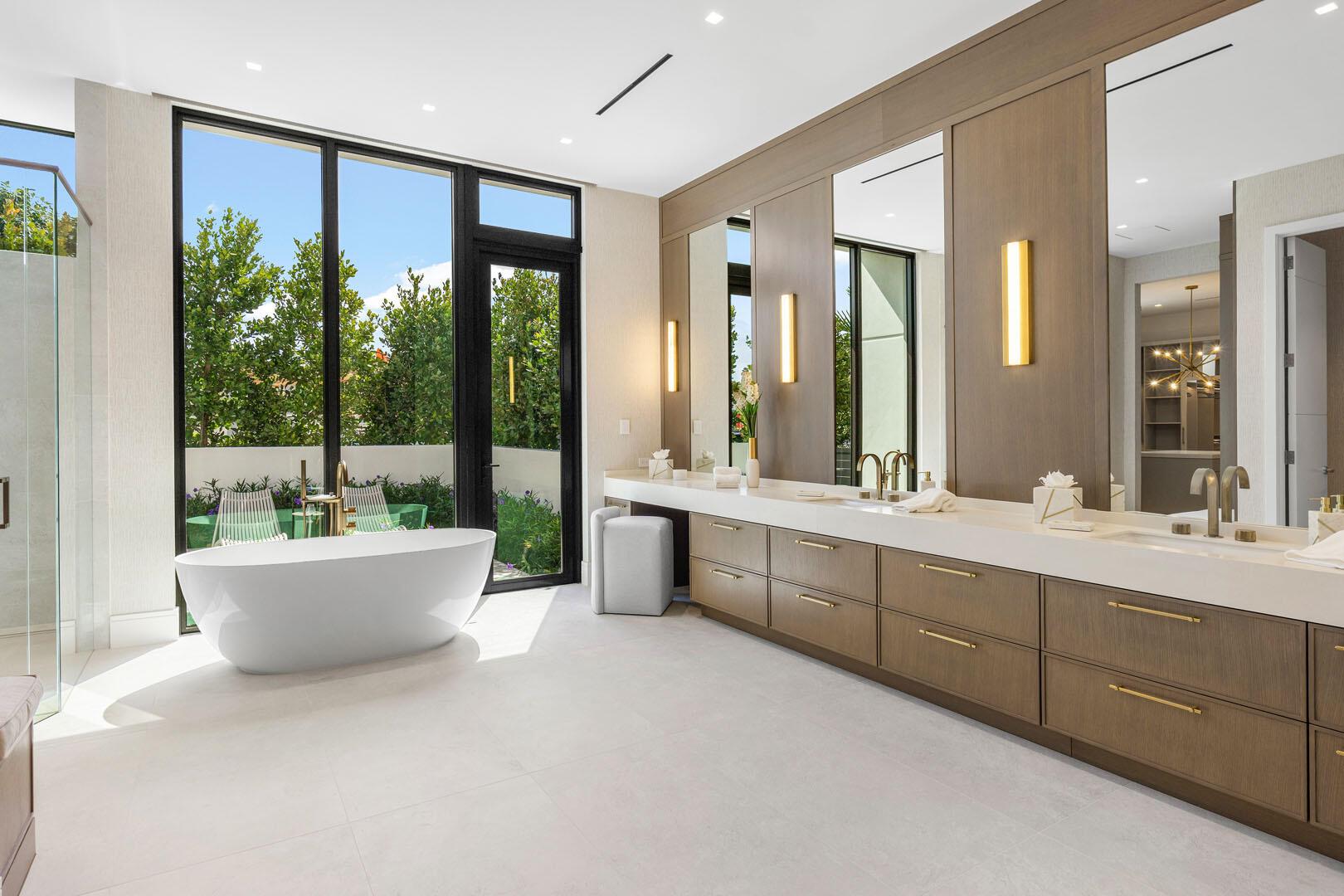 Royal Palm Yacht & Countr - Residential