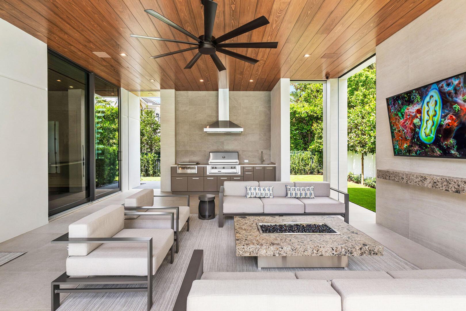 Royal Palm Yacht & Countr - Residential