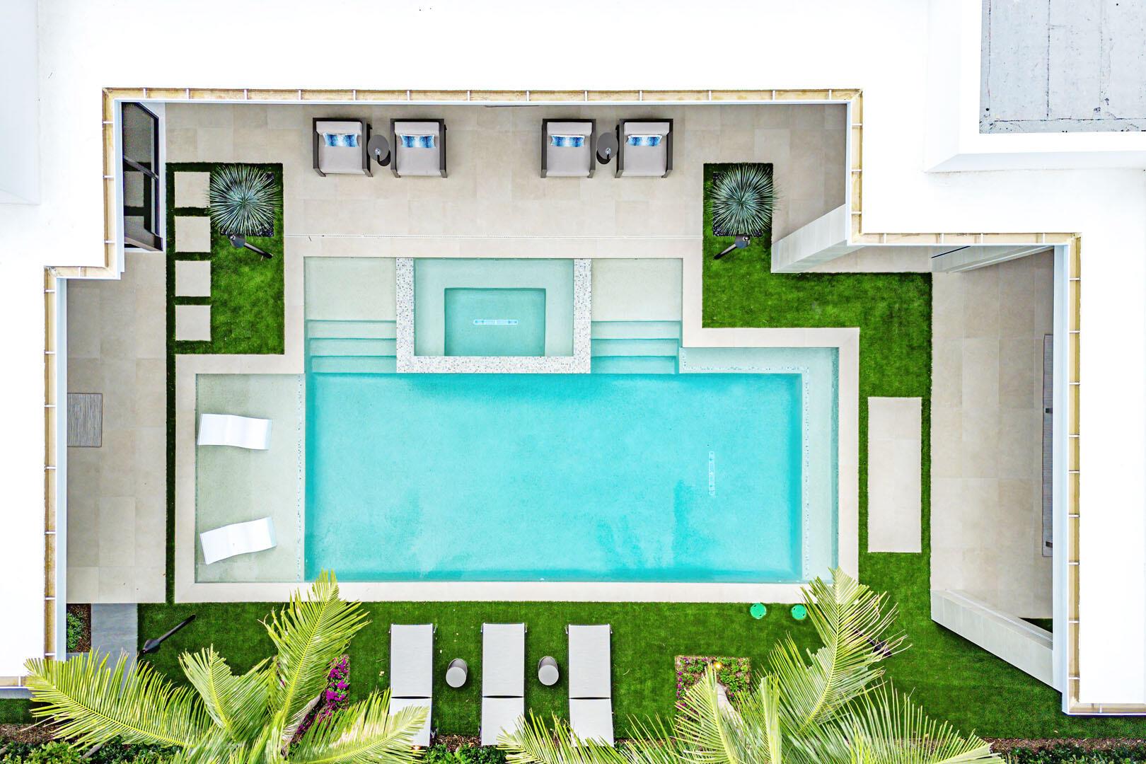 Royal Palm Yacht & Countr - Residential