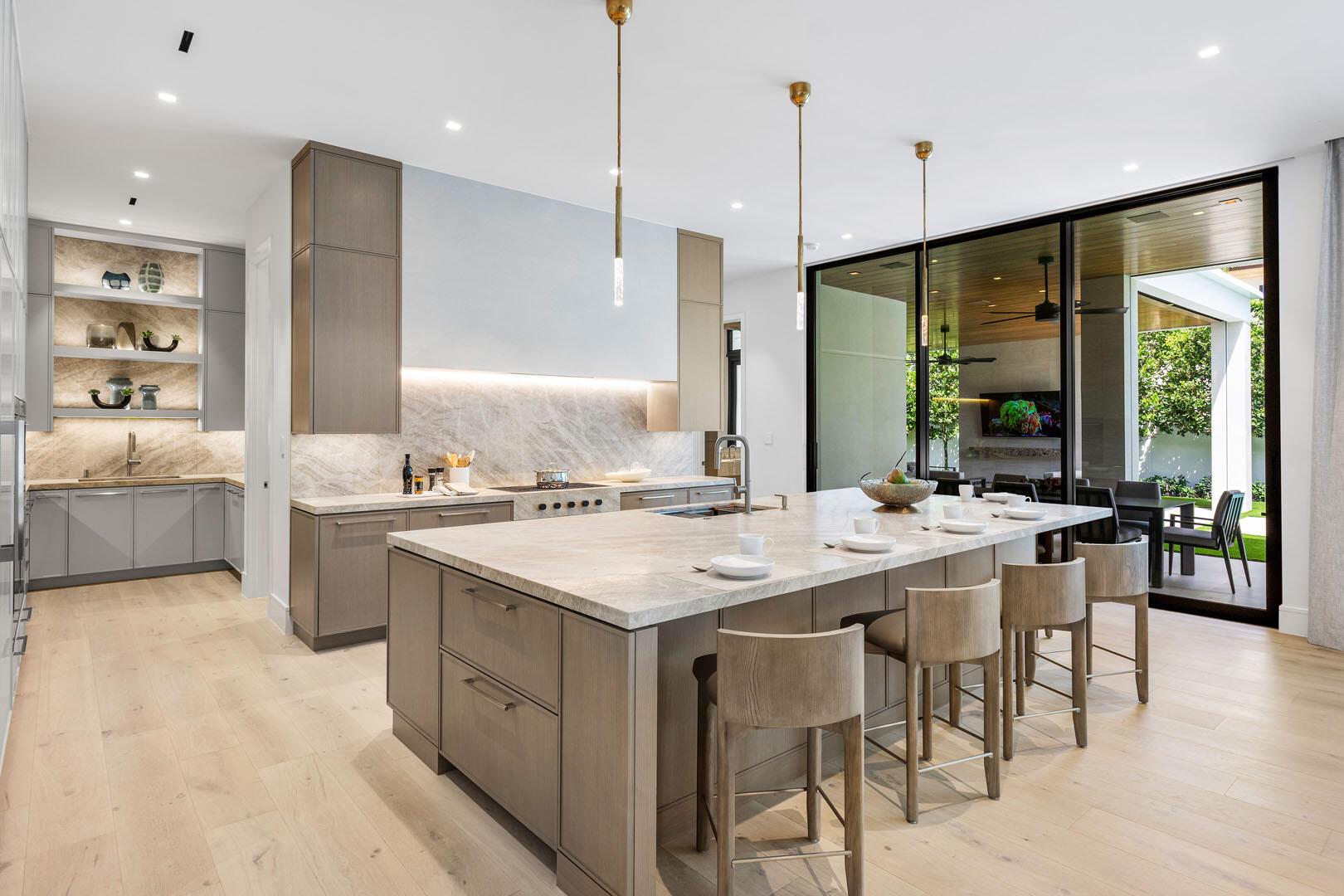 Royal Palm Yacht & Countr - Residential