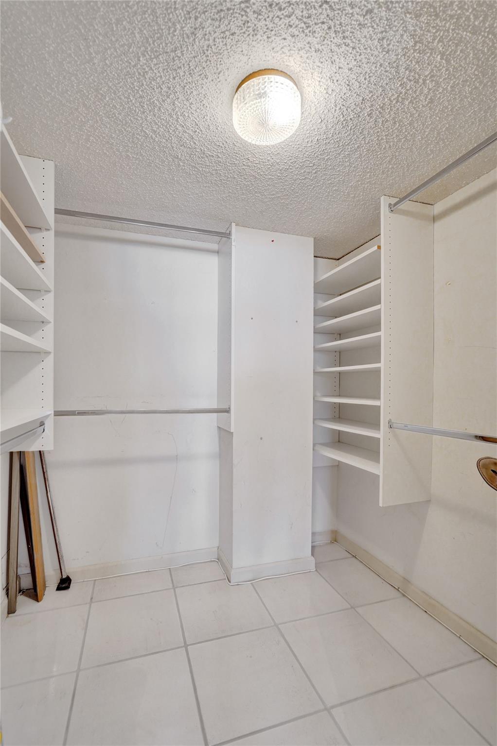 Corinthian Condo - Residential