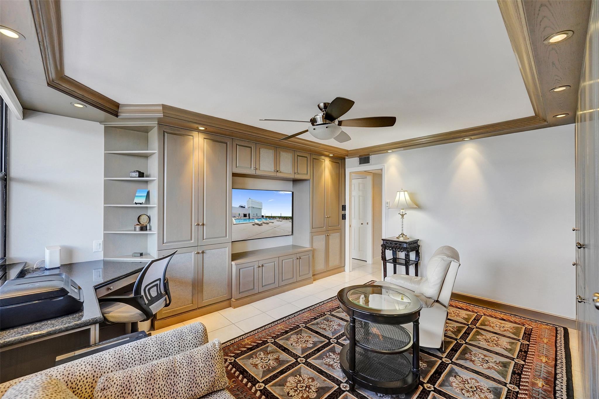 Corinthian Condo - Residential