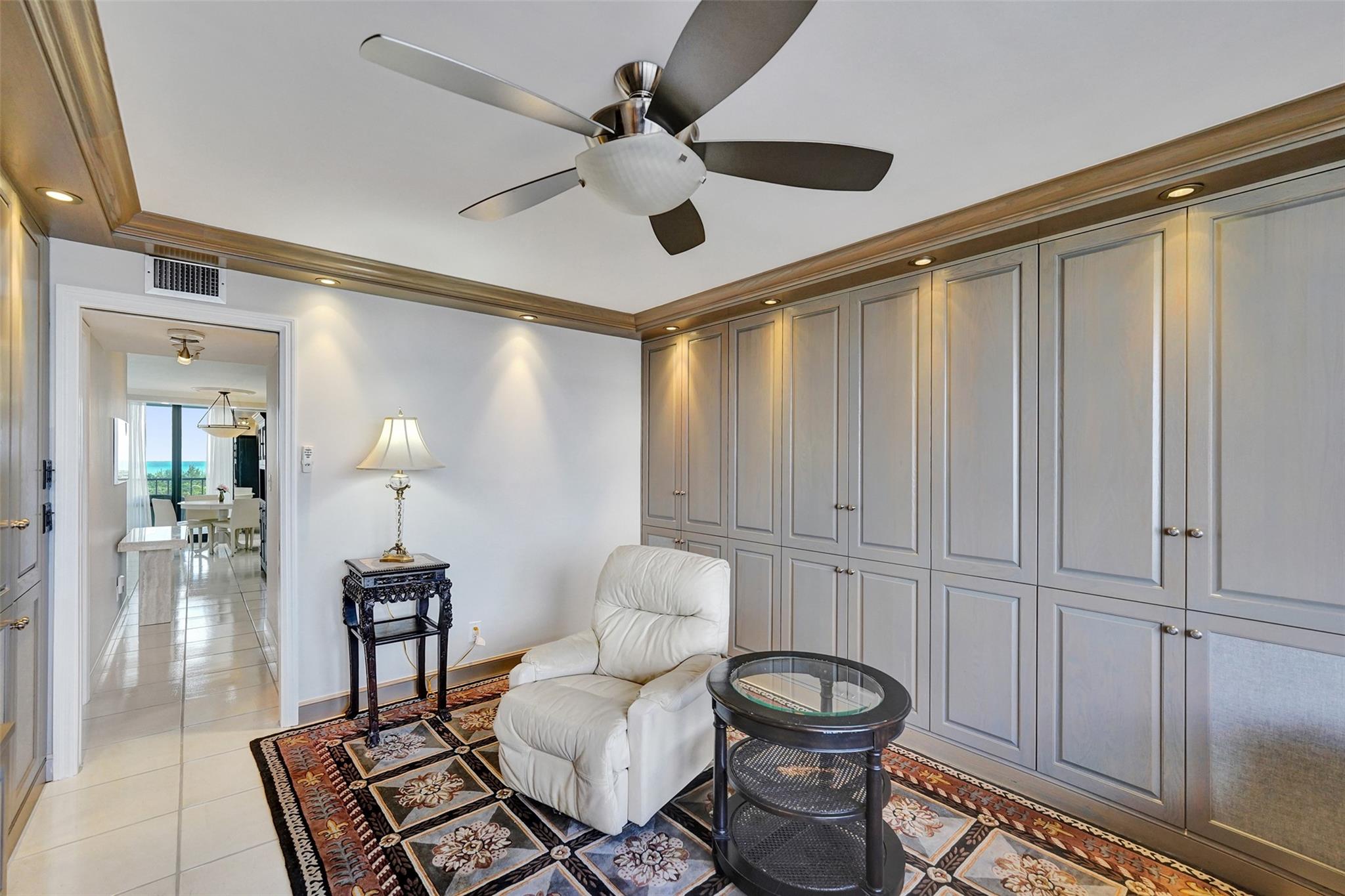 Corinthian Condo - Residential