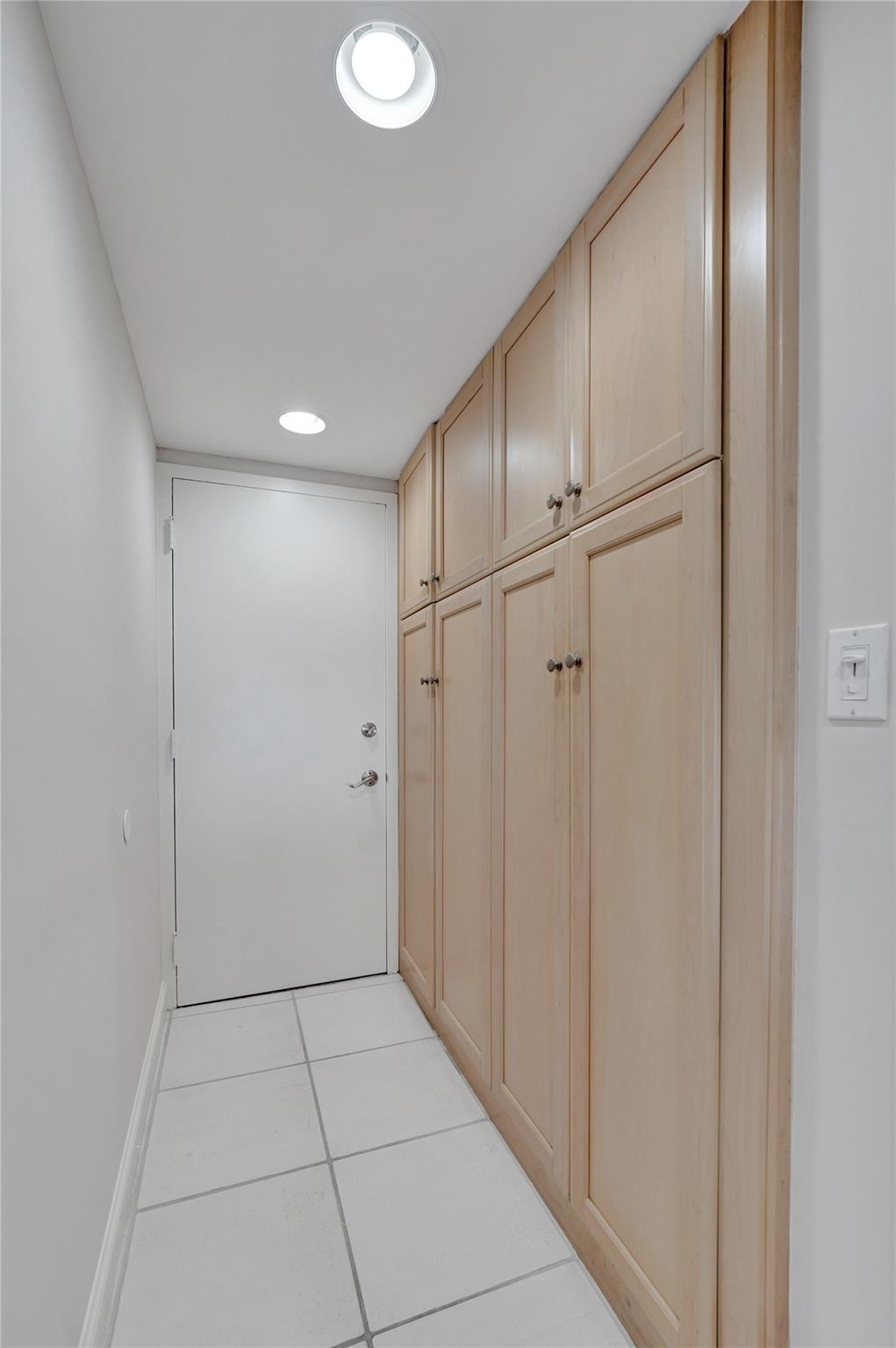 Corinthian Condo - Residential