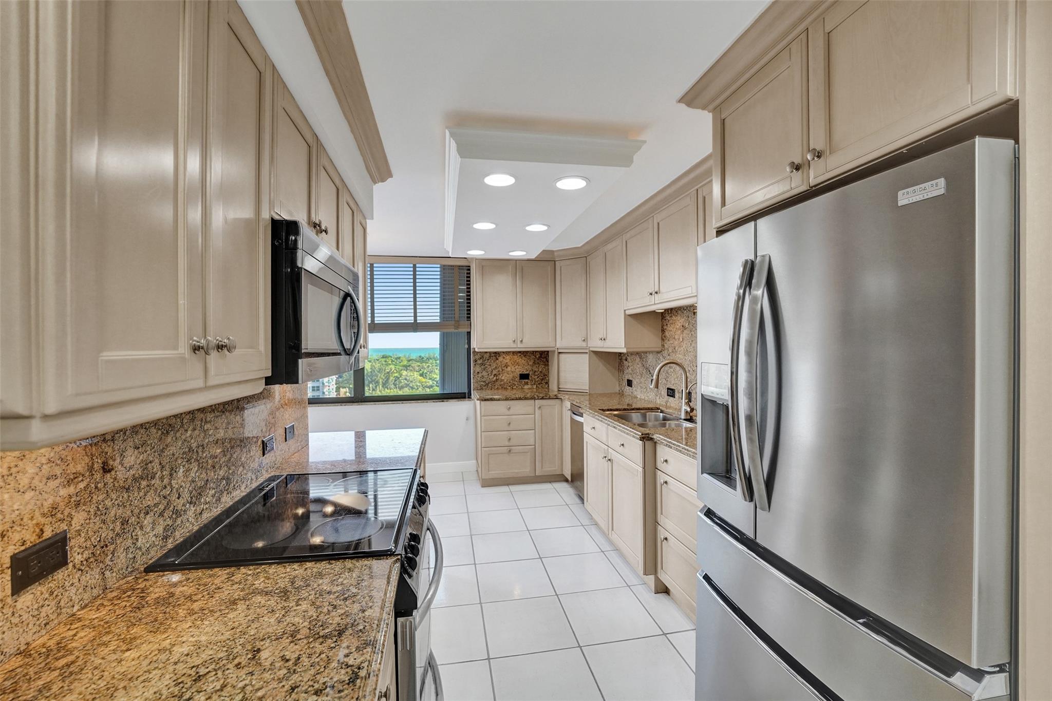 Corinthian Condo - Residential