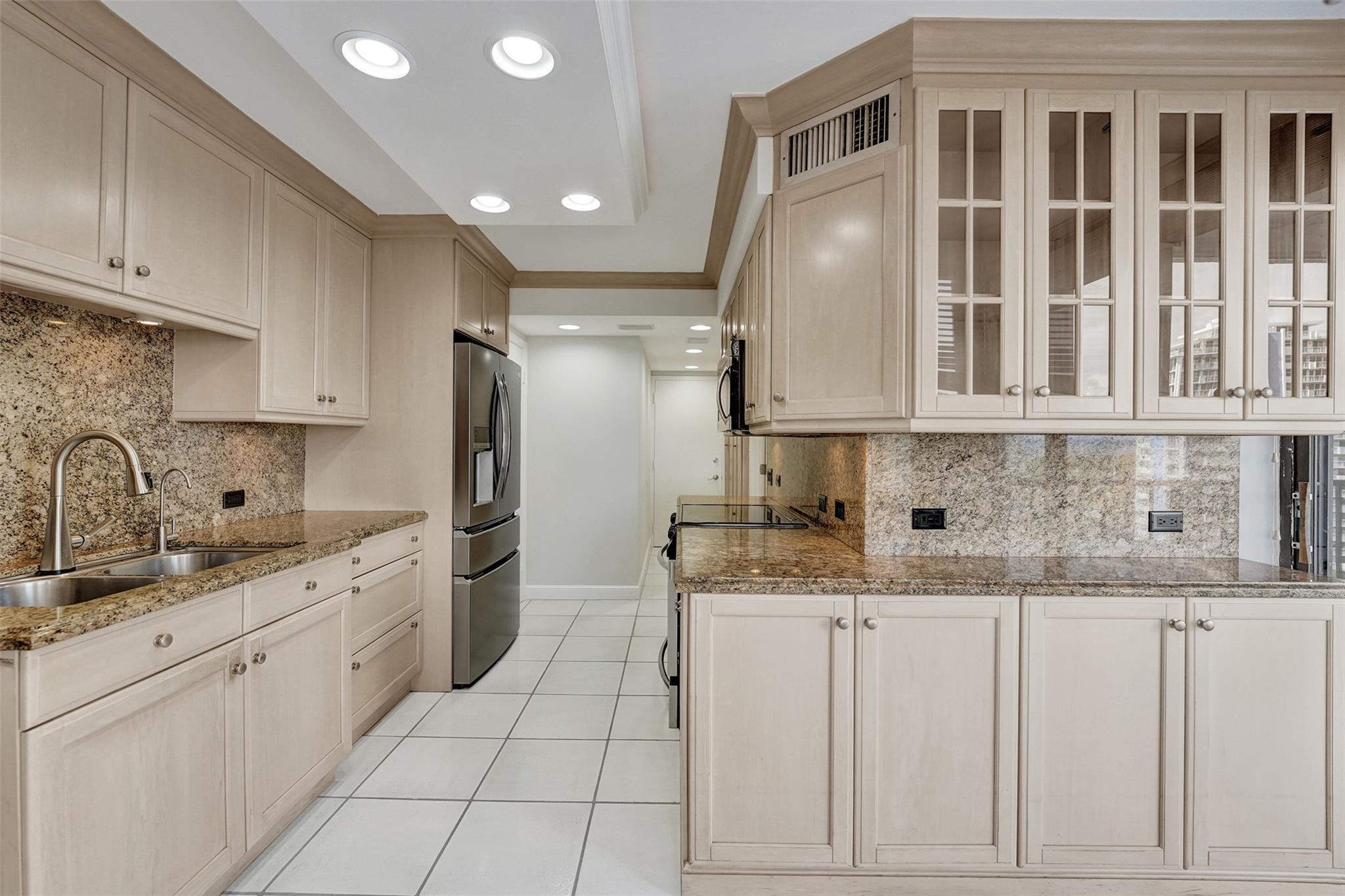 Corinthian Condo - Residential