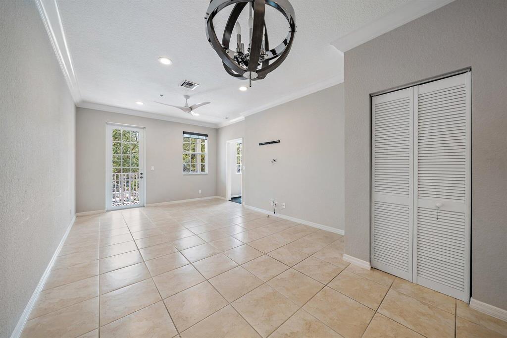 SANDPIPER COVE AT BOTANICA CONDO - Residential