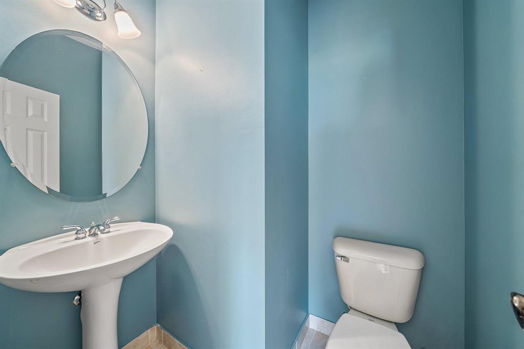 SANDPIPER COVE AT BOTANICA CONDO - Residential