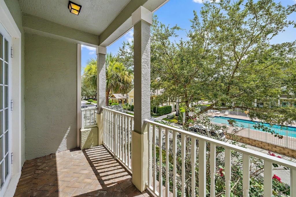 SANDPIPER COVE AT BOTANICA CONDO - Residential