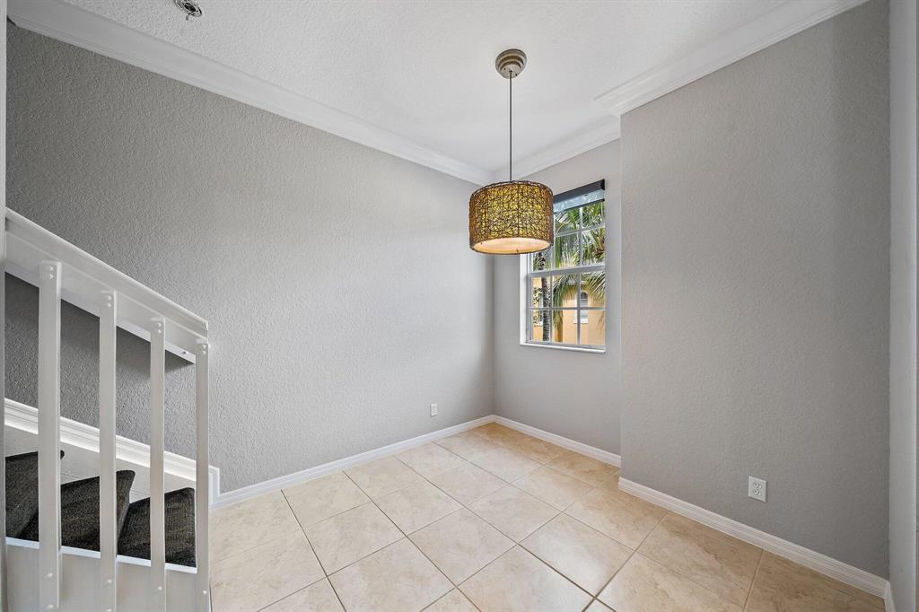 SANDPIPER COVE AT BOTANICA CONDO - Residential