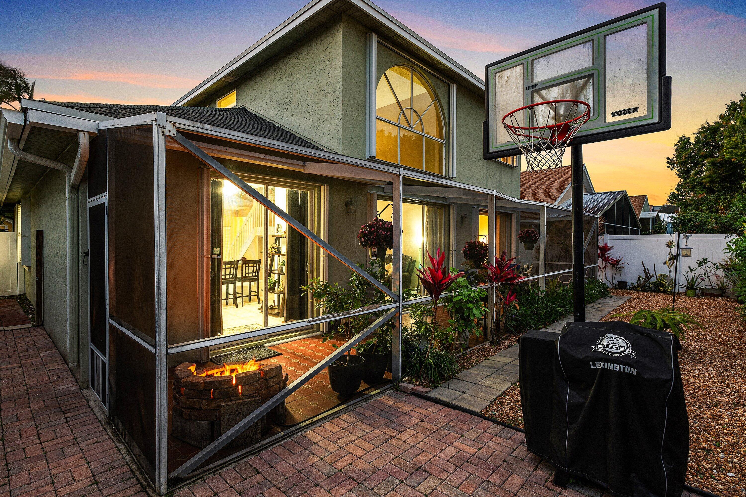 LAWRENCE GROVE 1 REPL - Residential