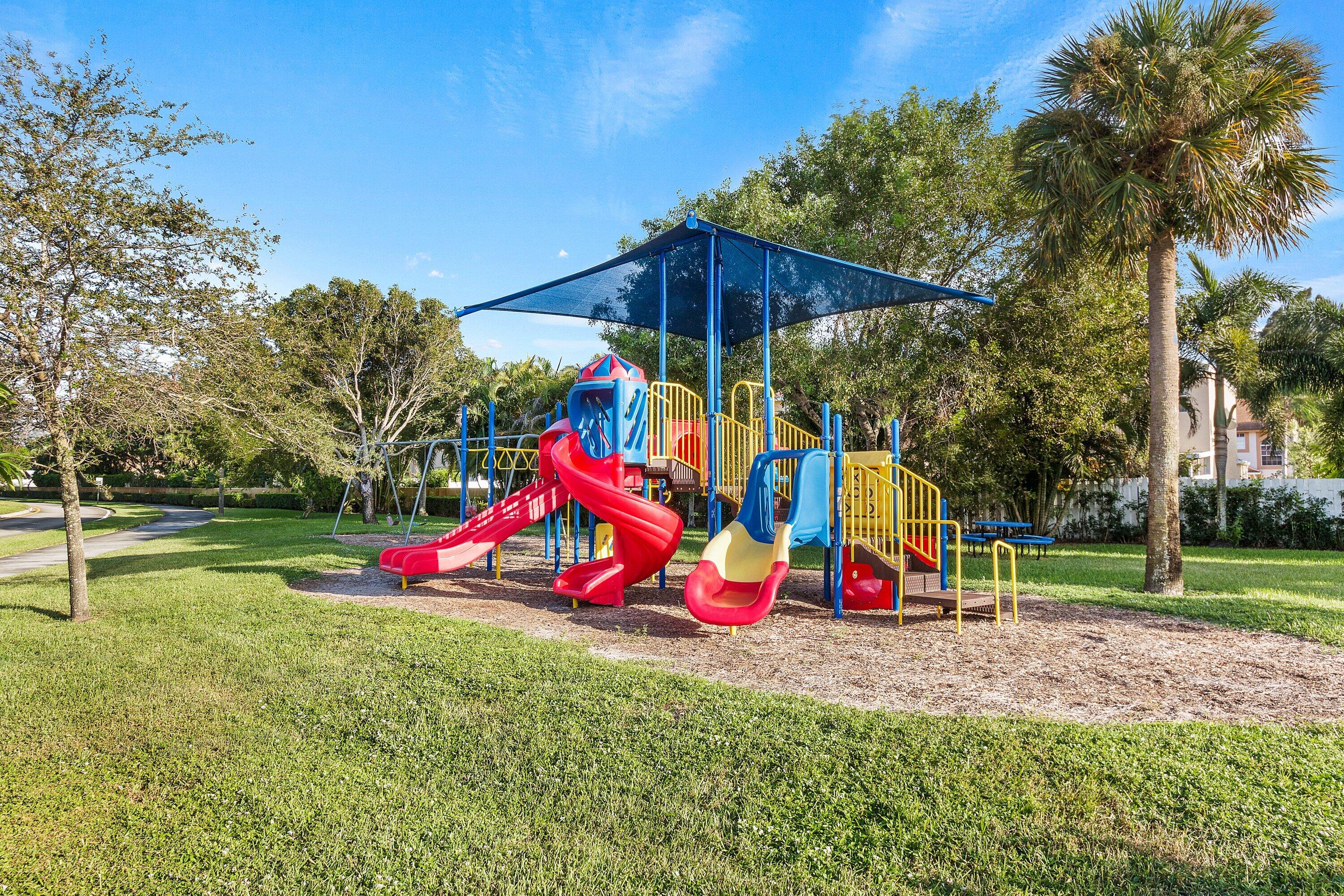 LAWRENCE GROVE 1 REPL - Residential