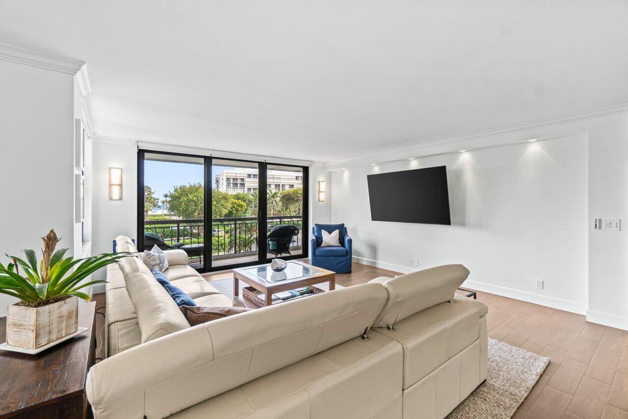 LA FONTANA CONDO - Residential