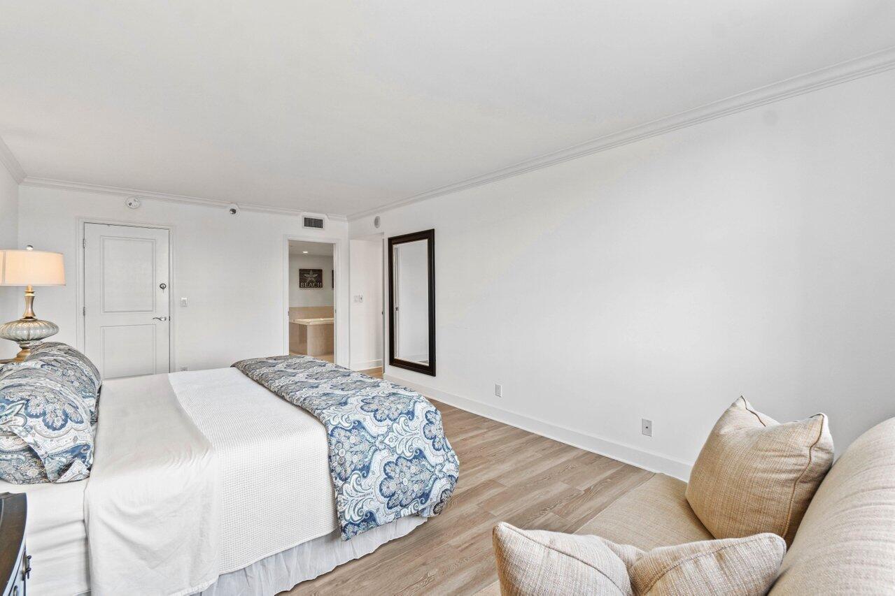 LA FONTANA CONDO - Residential