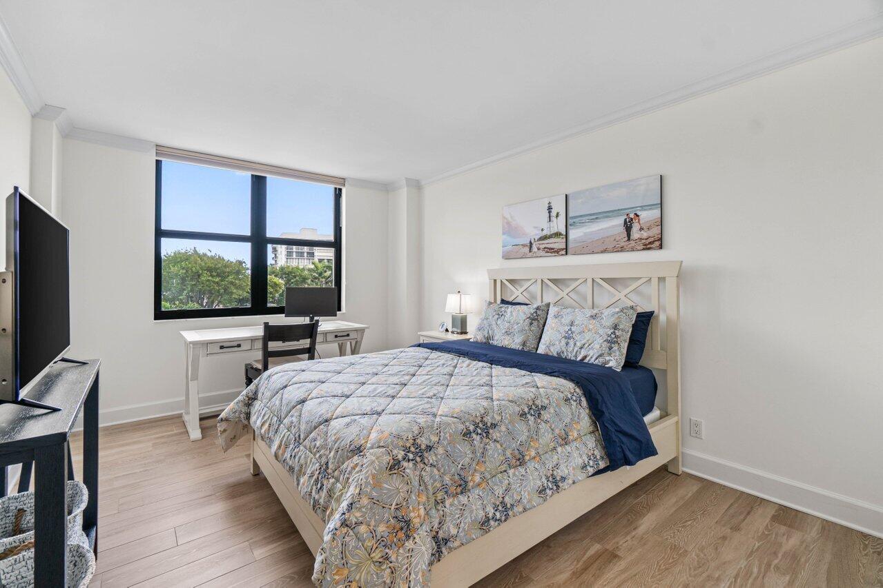 LA FONTANA CONDO - Residential