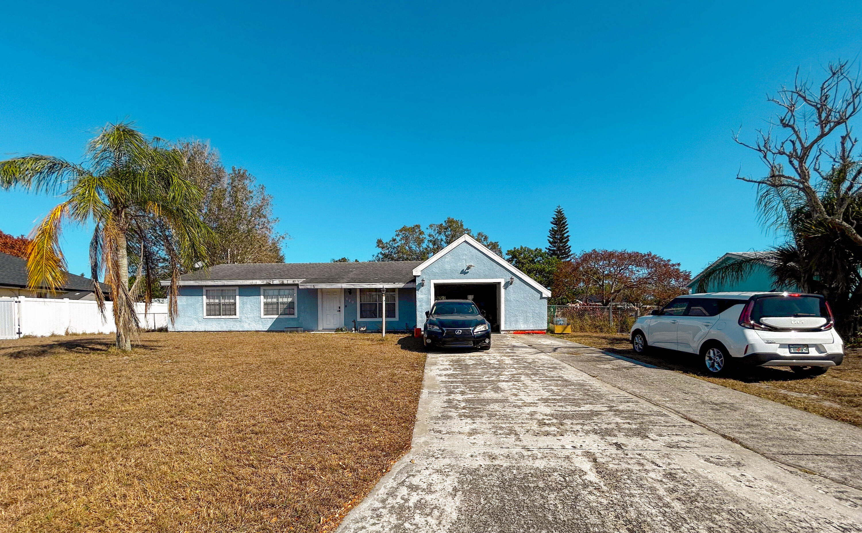 PORT ST LUCIE SECTION 42 1ST REPLAT - Residential