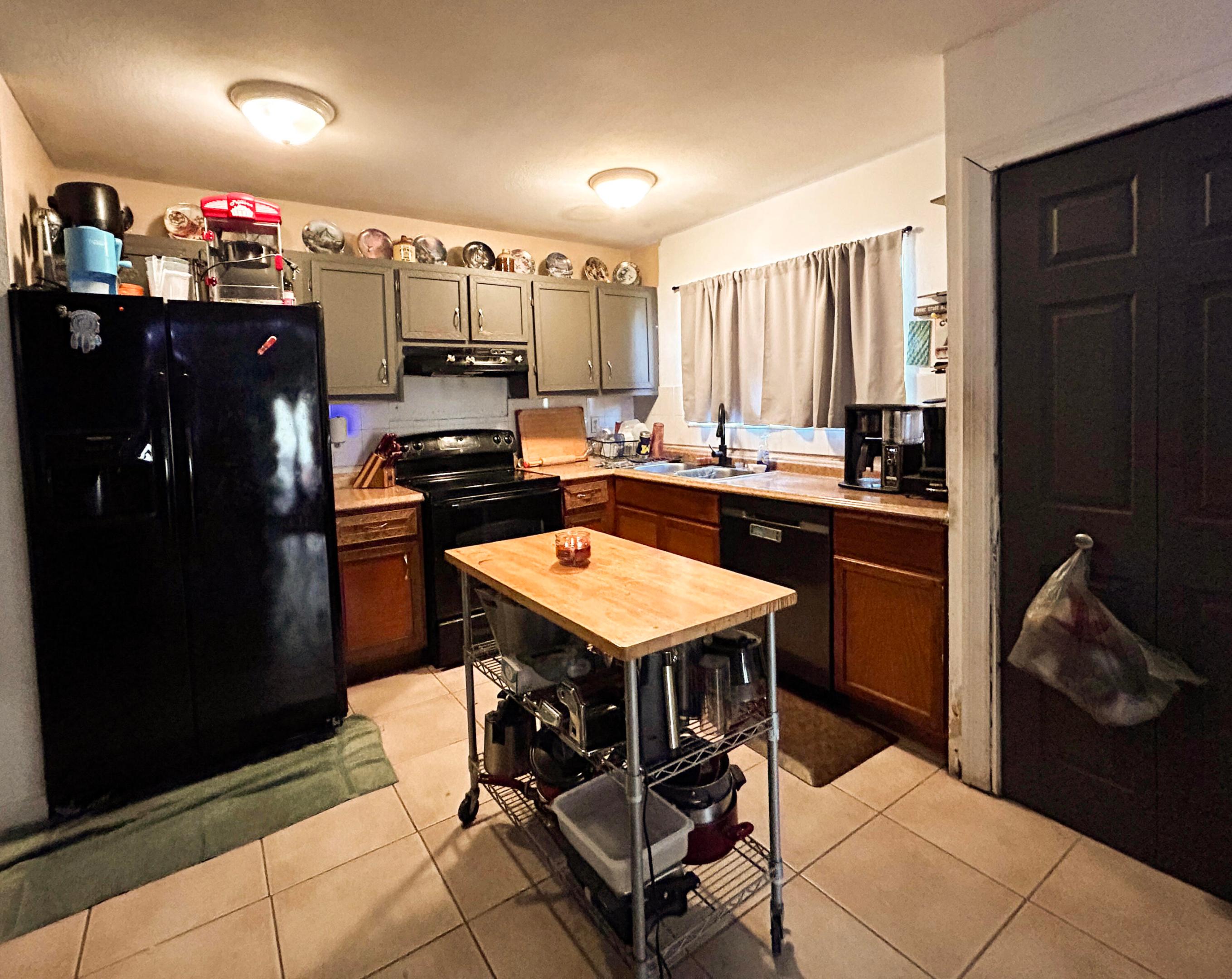 PORT ST LUCIE SECTION 42 1ST REPLAT - Residential