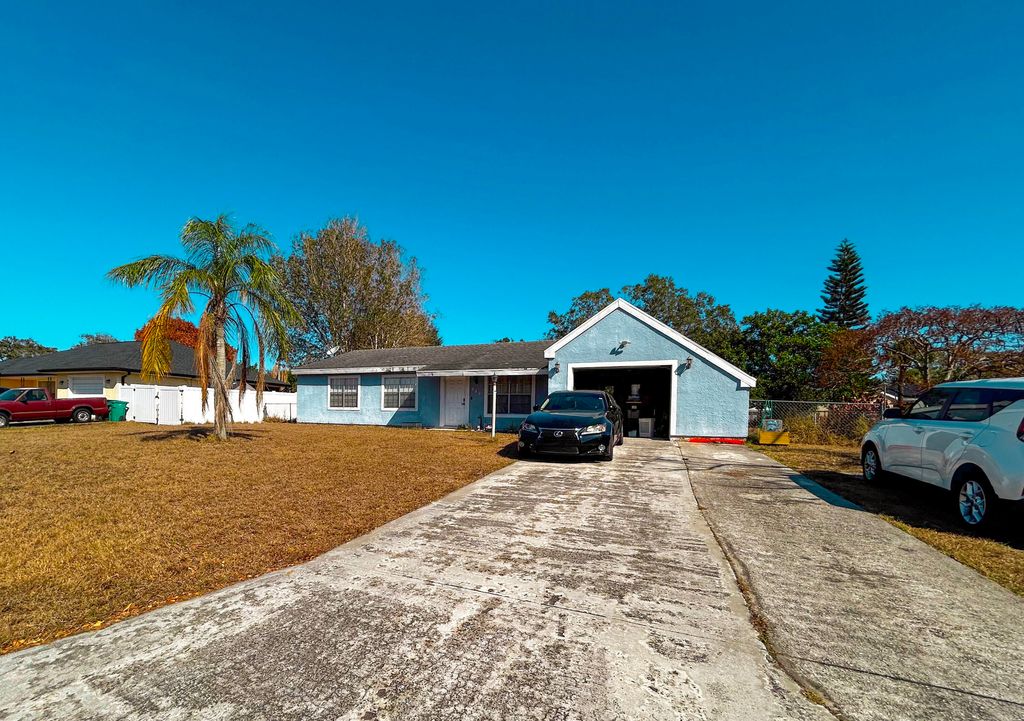 Photo of 649 SW Everett Court, Port Saint Lucie, FL 34953 (MLS # R11166165)