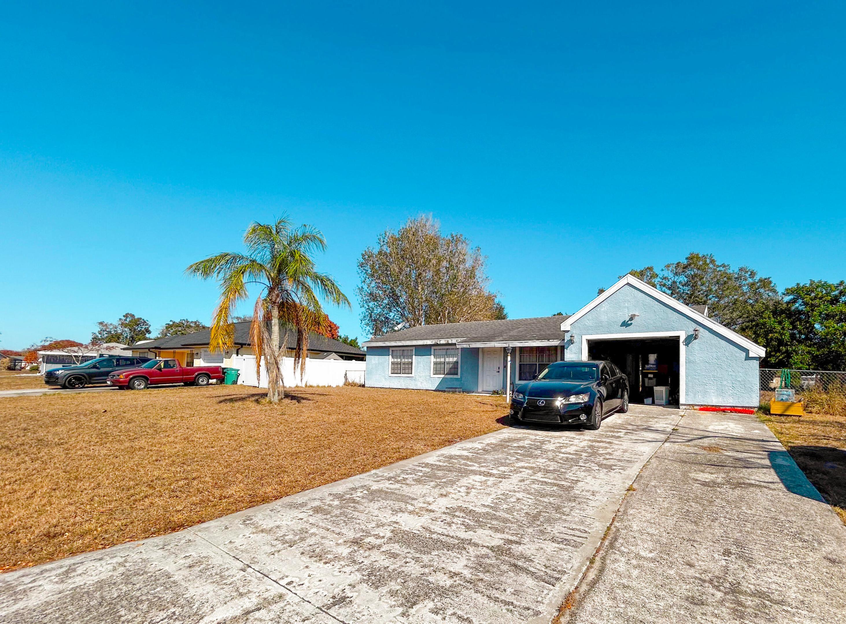 PORT ST LUCIE SECTION 42 1ST REPLAT - Residential