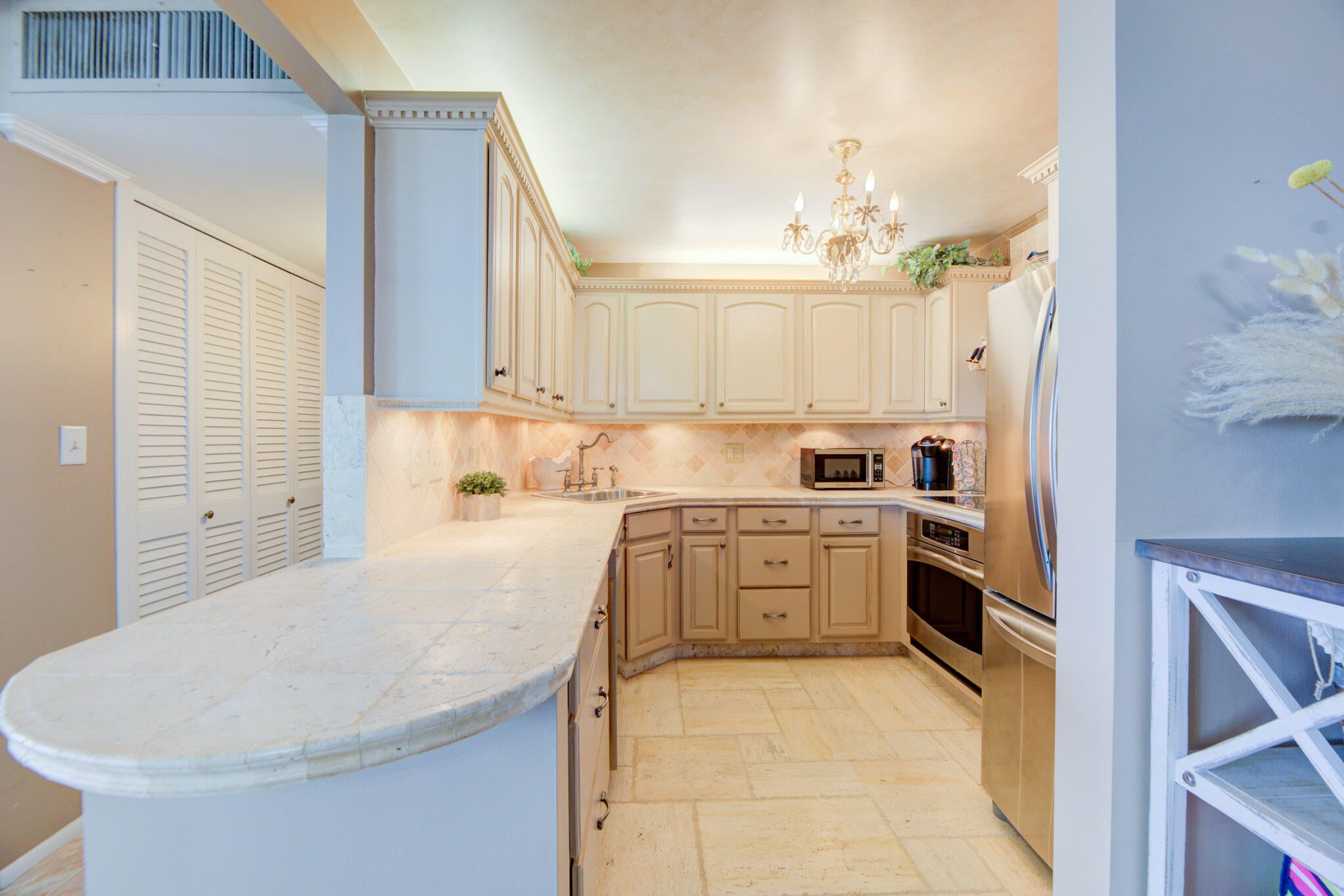 305 N Pompano Beach Boulevard 1404