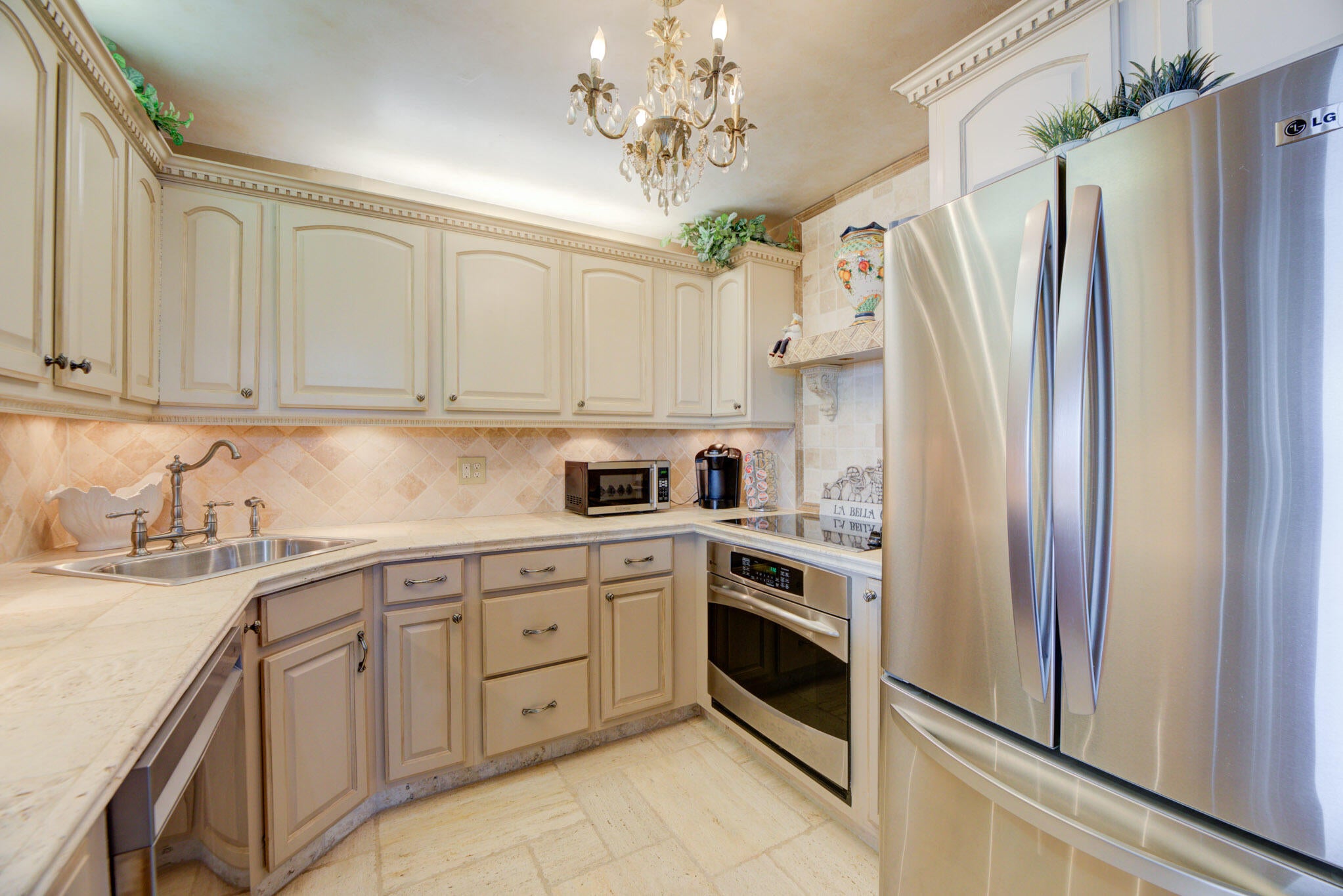 305 N Pompano Beach Boulevard 1404