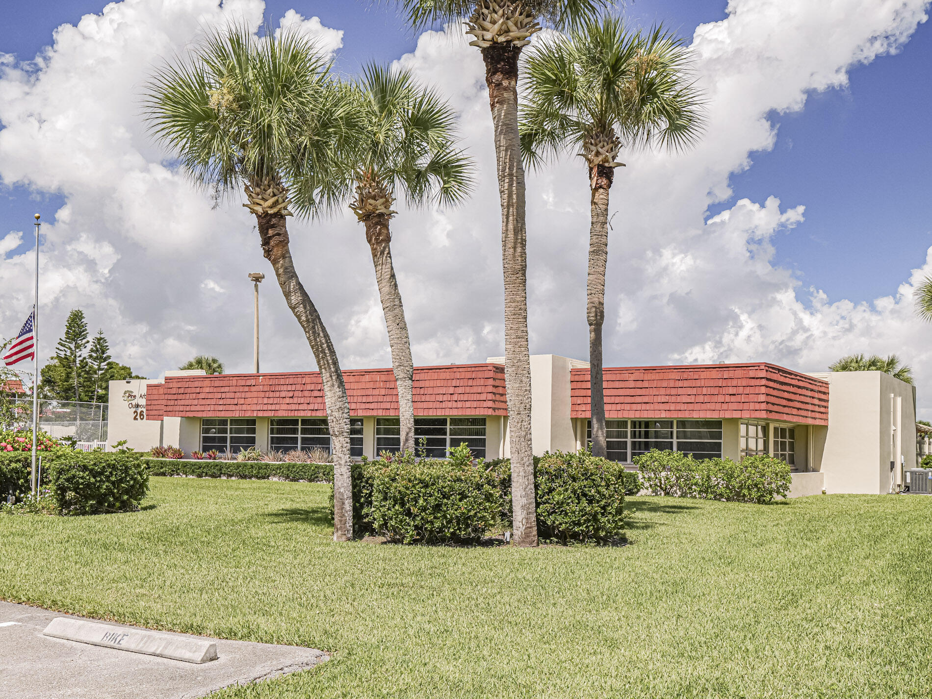 VISTA ROYALE PHASE IV BLDGS 83-111 - Residential